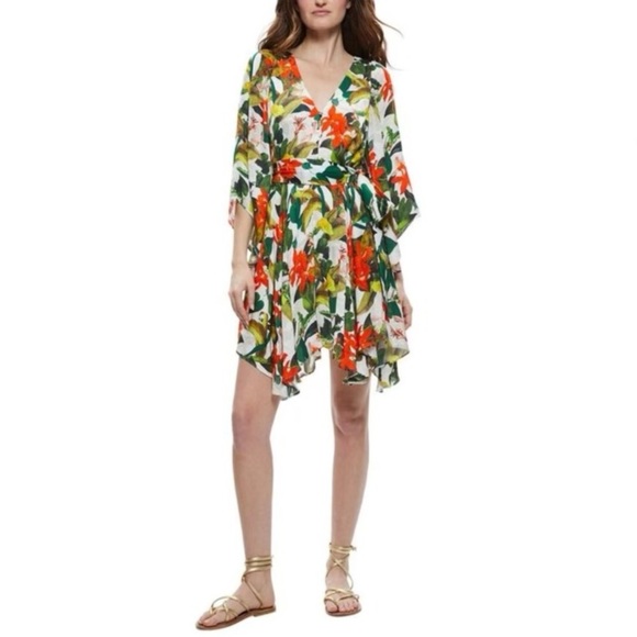 Alice + Olivia Dresses & Skirts - NWT Alice +Olivia Marva Flora Belted Mini Dress Size L